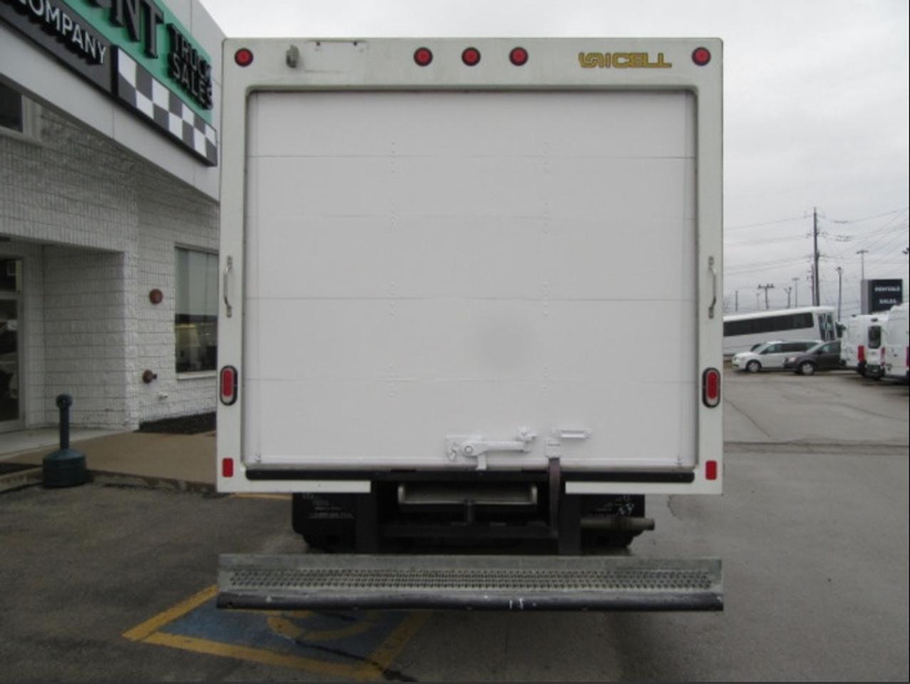 2022 Ford E-450 GAS 16 FT CUBE VAN WITH ROLLOUT RAMP Photo