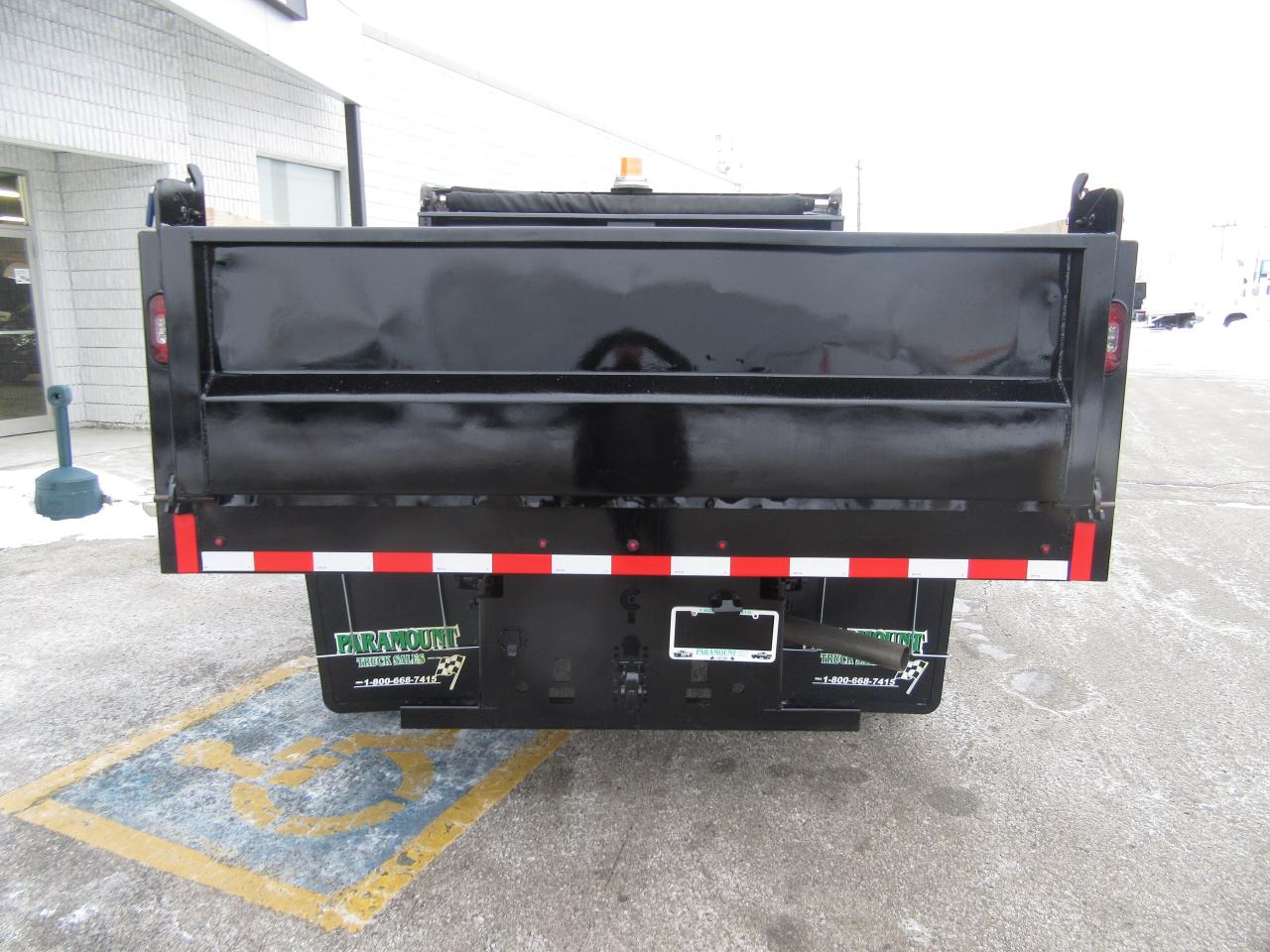 2023 Ford F-550 CREW CAB 4X4 DIESEL WITH 12FT STEEL DUMP BOX Photo