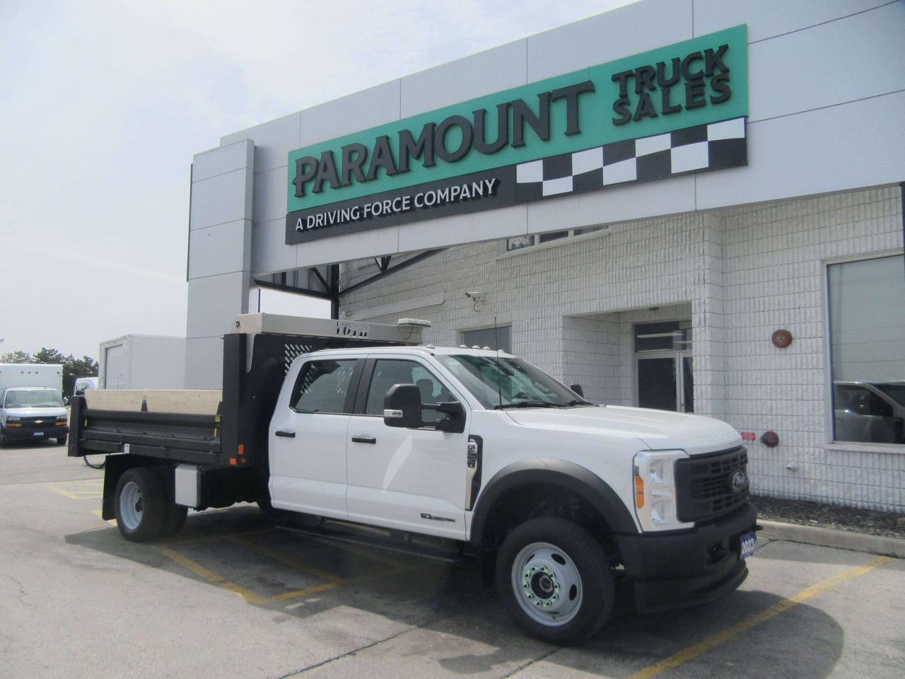 2023 Ford F-550 CREW CAB 4X4 DIESEL WITH 12FT STEEL DUMP BOX Photo