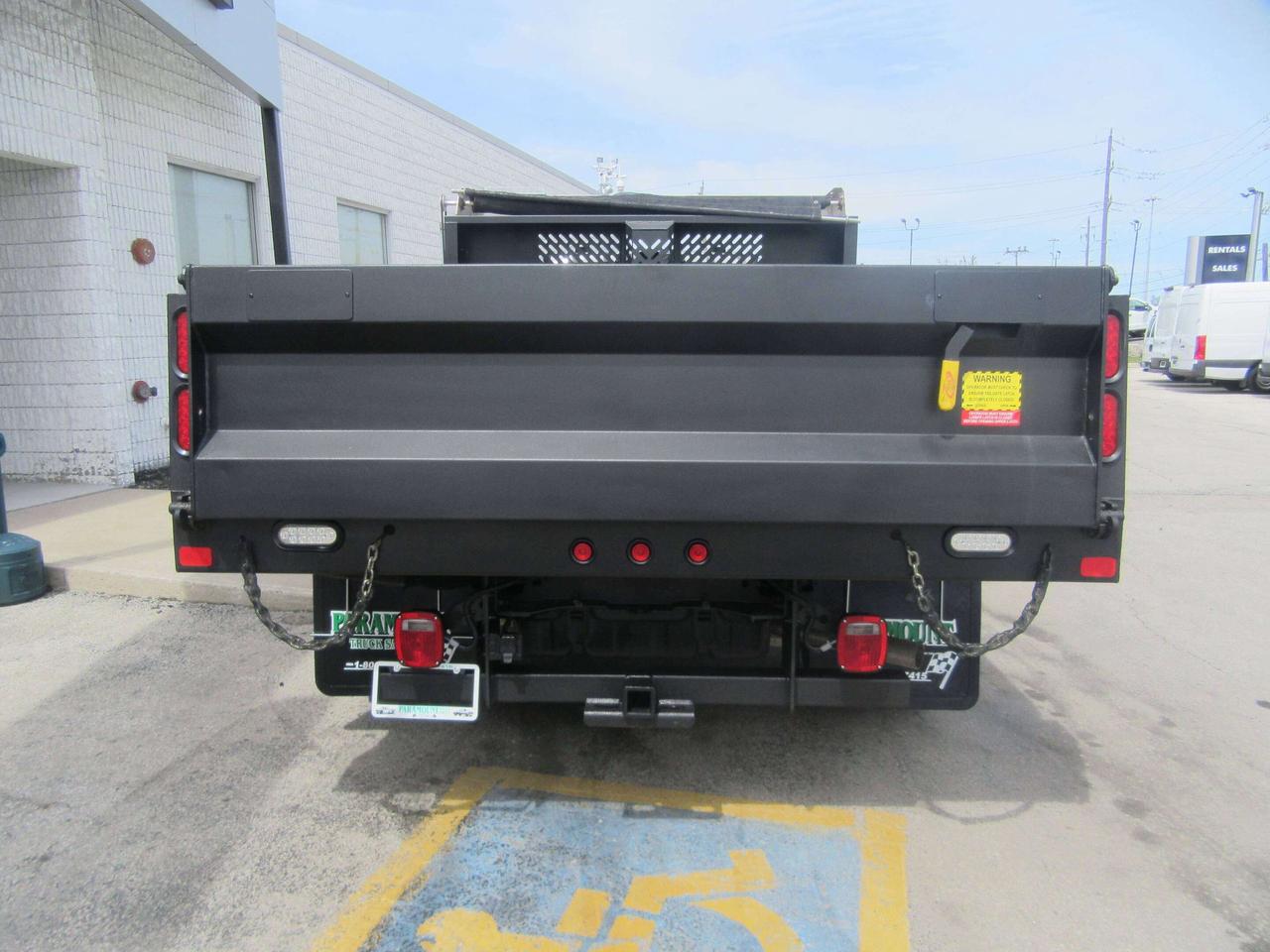 2023 Ford F-550 CREW CAB 4X4 DIESEL WITH 12FT STEEL DUMP BOX Photo