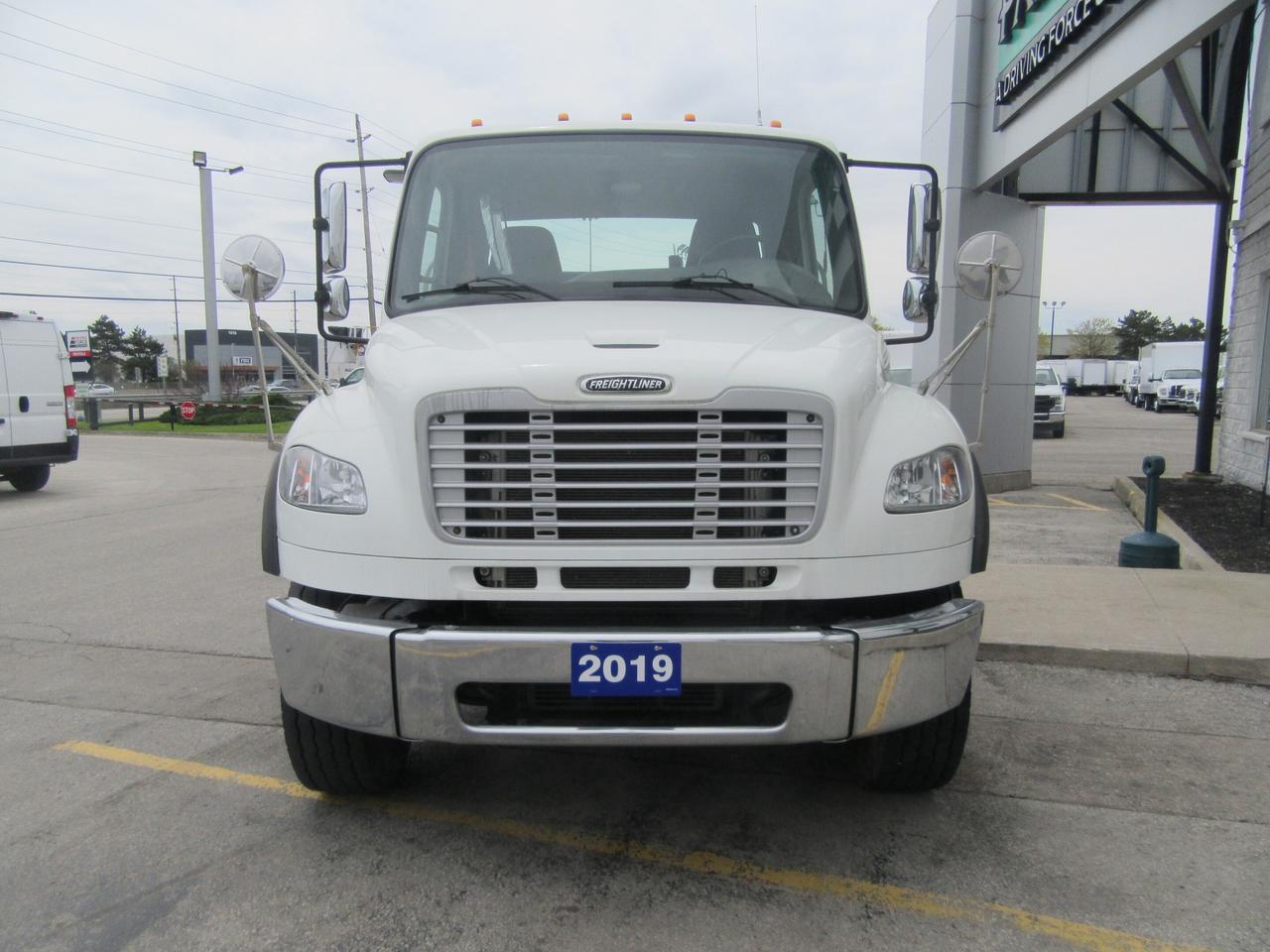 2019 Freightliner M2-106 DIESEL TANDEM CAB & CHASSIS Photo