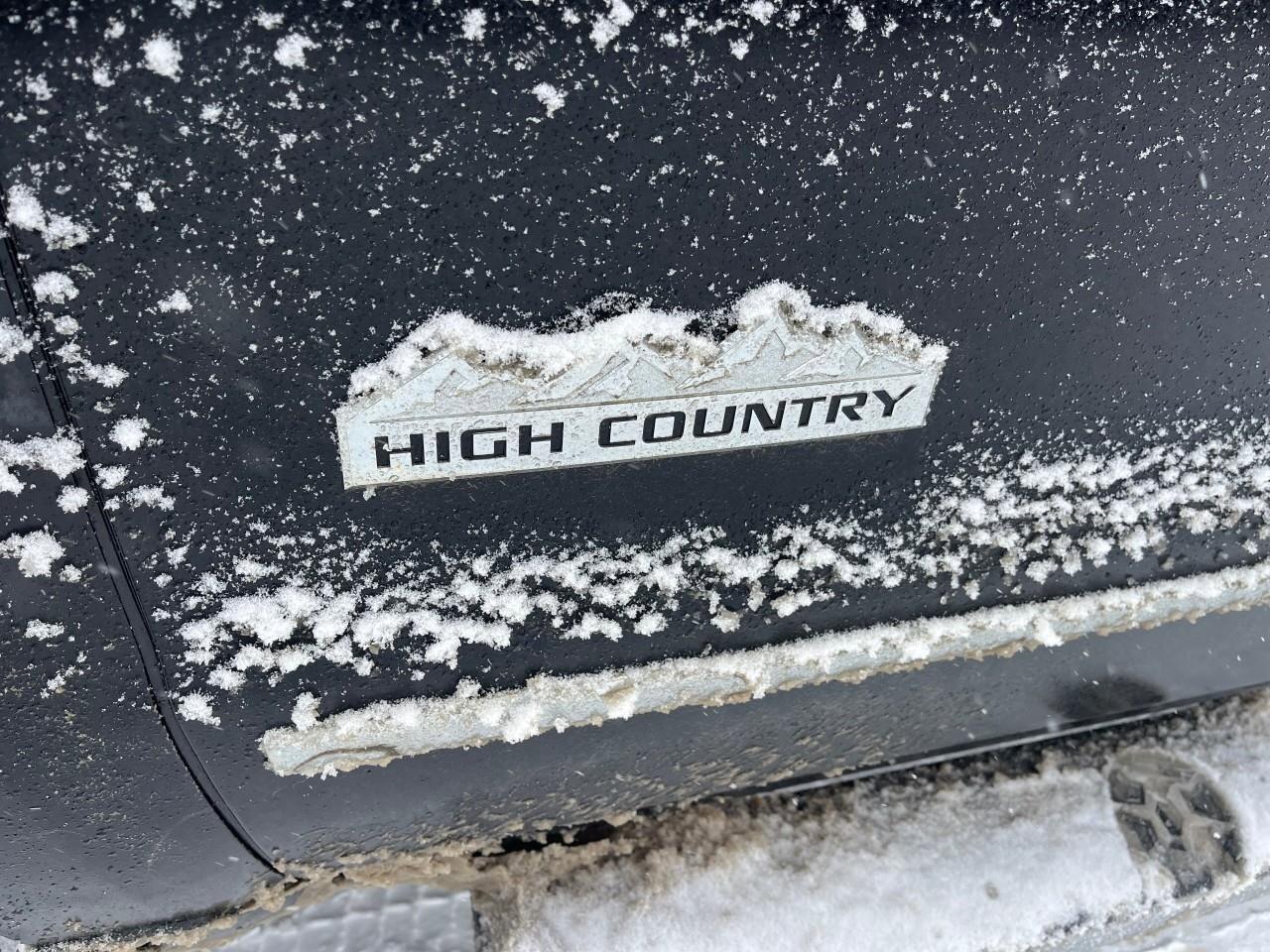 2018 Chevrolet Silverado 1500 High CountryHIGHCOUNTRY, 4X4, LEATHER, ALLOYS, BOS Photo