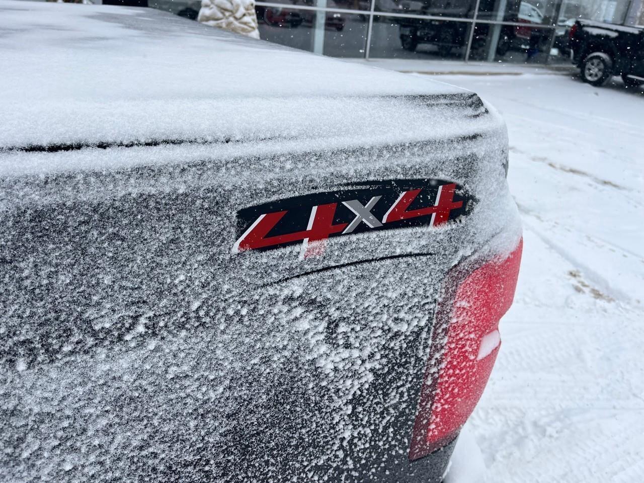 2018 Chevrolet Silverado 1500 High CountryHIGHCOUNTRY, 4X4, LEATHER, ALLOYS, BOS Photo