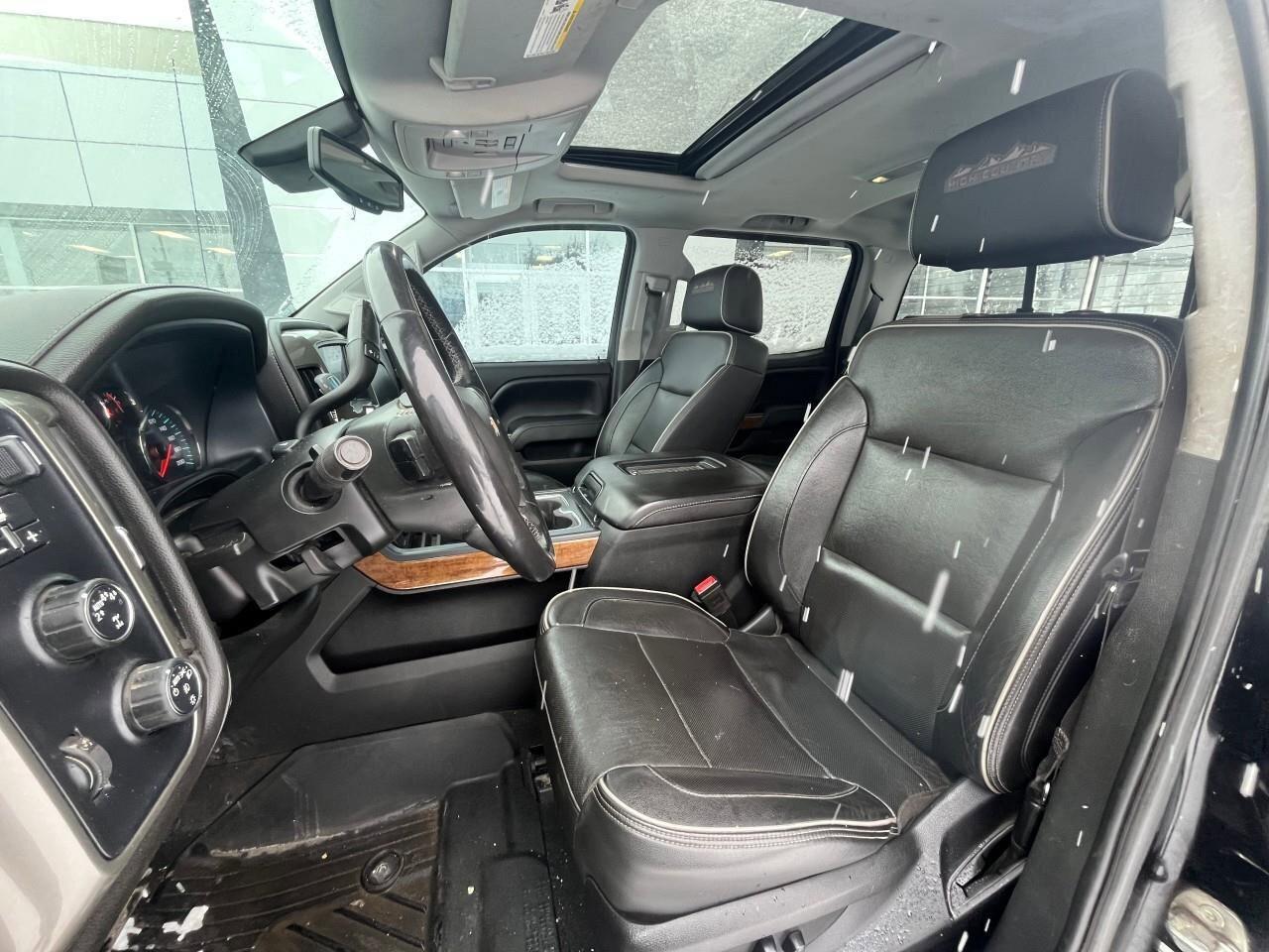 2018 Chevrolet Silverado 1500 High CountryHIGHCOUNTRY, 4X4, LEATHER, ALLOYS, BOS Photo