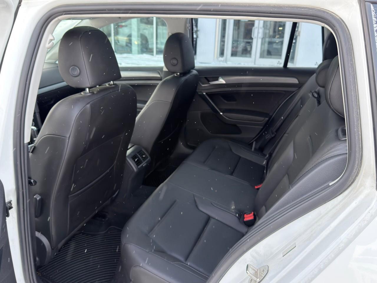 2018 Volkswagen Golf SportWagen 1.8 TSI ComfortlineCERTIFIED AS-TRADED, 4MOTION AW Photo