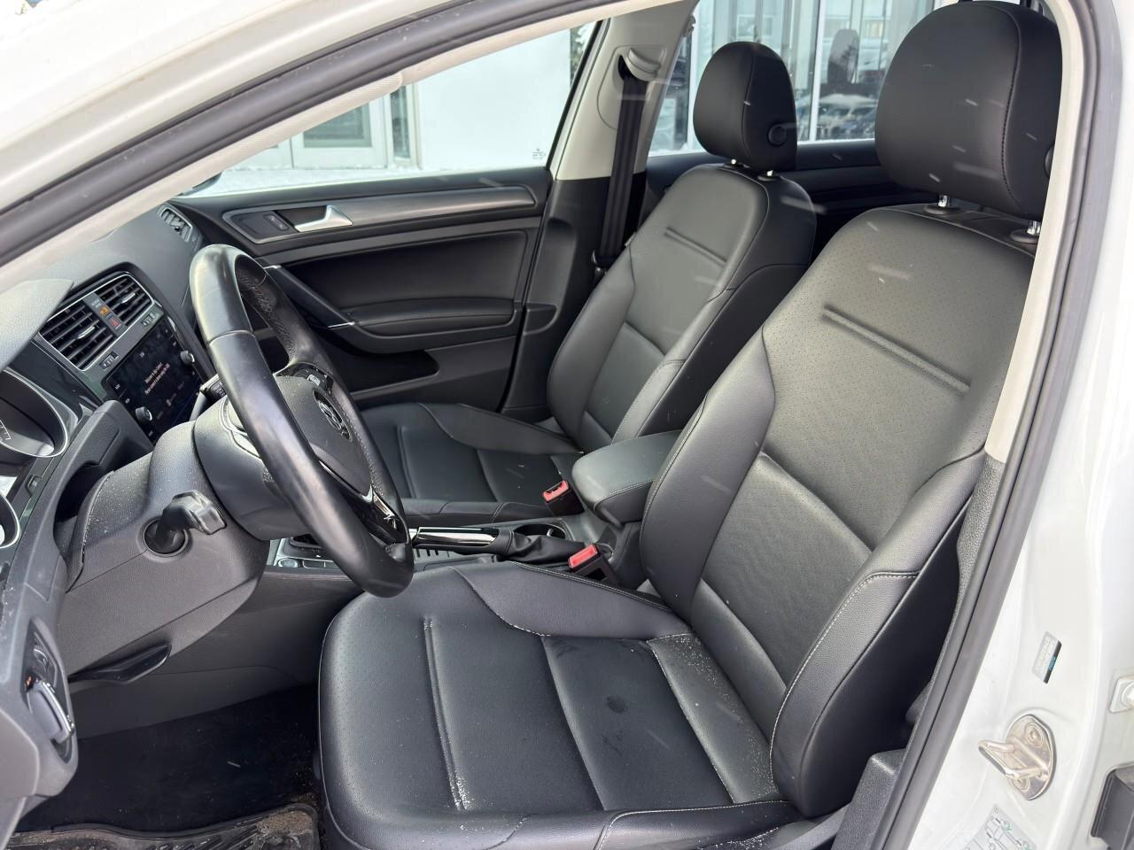 2018 Volkswagen Golf SportWagen 1.8 TSI ComfortlineCERTIFIED AS-TRADED, 4MOTION AW Photo