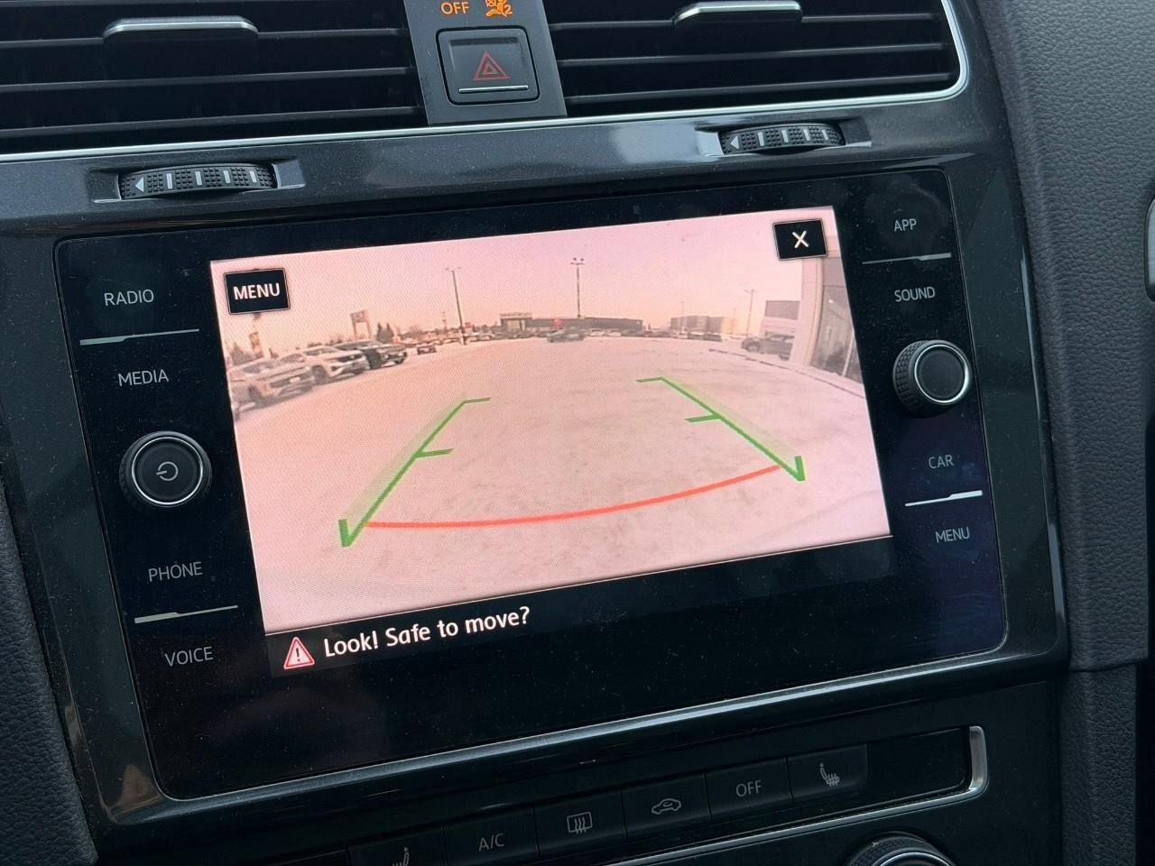 2018 Volkswagen Golf SportWagen 1.8 TSI ComfortlineCERTIFIED AS-TRADED, 4MOTION AW Photo