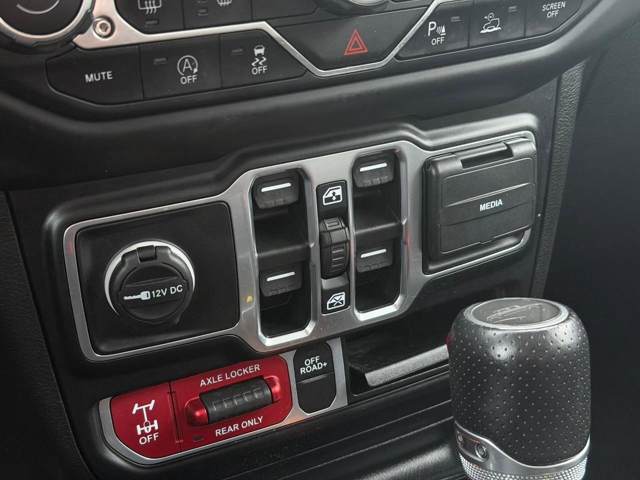 2023 Jeep Gladiator Mojave 4x4 Photo