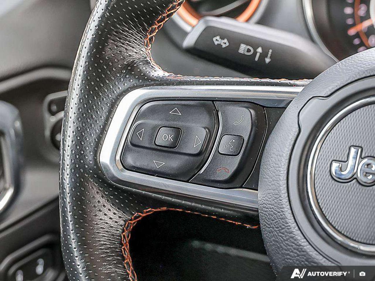 2023 Jeep Gladiator MojaveV6, ADAPTIVE CRUISE, LEATHER, NAVI, 4X4, FOX SUSPENSION Photo