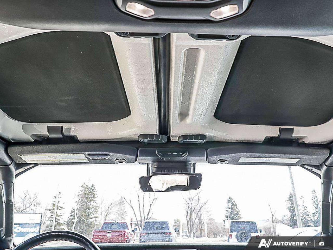 2023 Jeep Gladiator MojaveV6, ADAPTIVE CRUISE, LEATHER, NAVI, 4X4, FOX SUSPENSION Photo