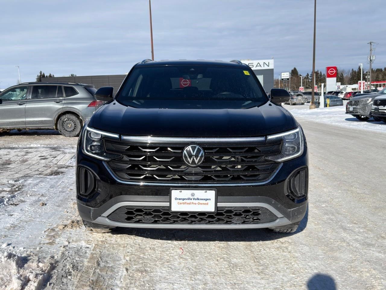 2025 Volkswagen Atlas Cross Sport ComfortlineONE-OWNER, ACCIDENT-FREE, AWD, HTD SEAT Photo