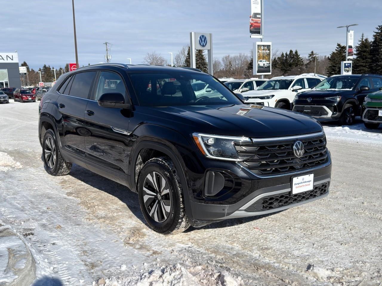 2025 Volkswagen Atlas Cross Sport ComfortlineONE-OWNER, ACCIDENT-FREE, AWD, HTD SEAT Photo