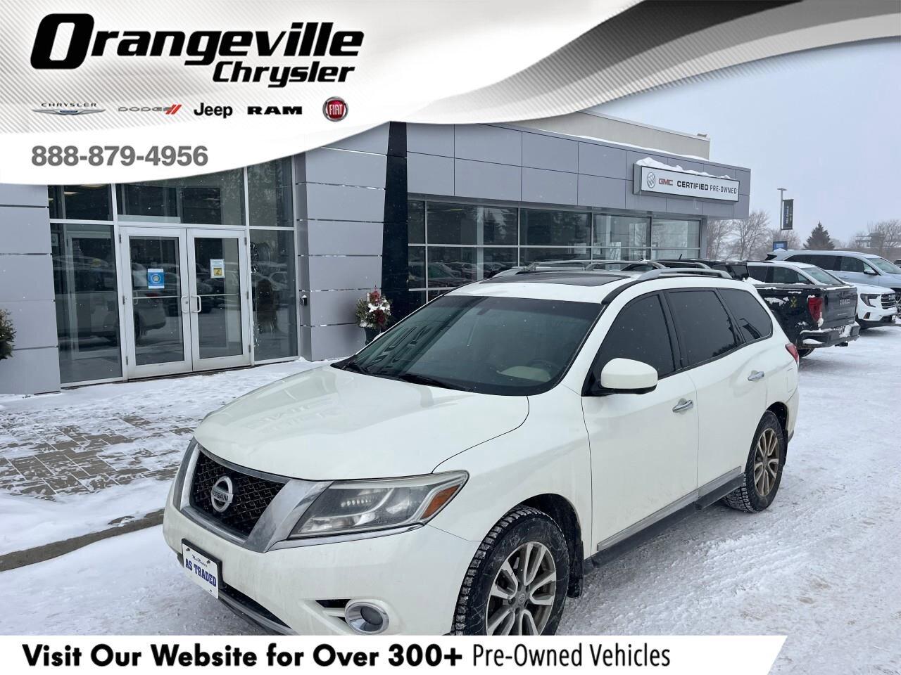 2016 Nissan Pathfinder SSL, 3.6L V6, LEATHER, ALLOYS, NAVIGATION, 7-PASSE Photo