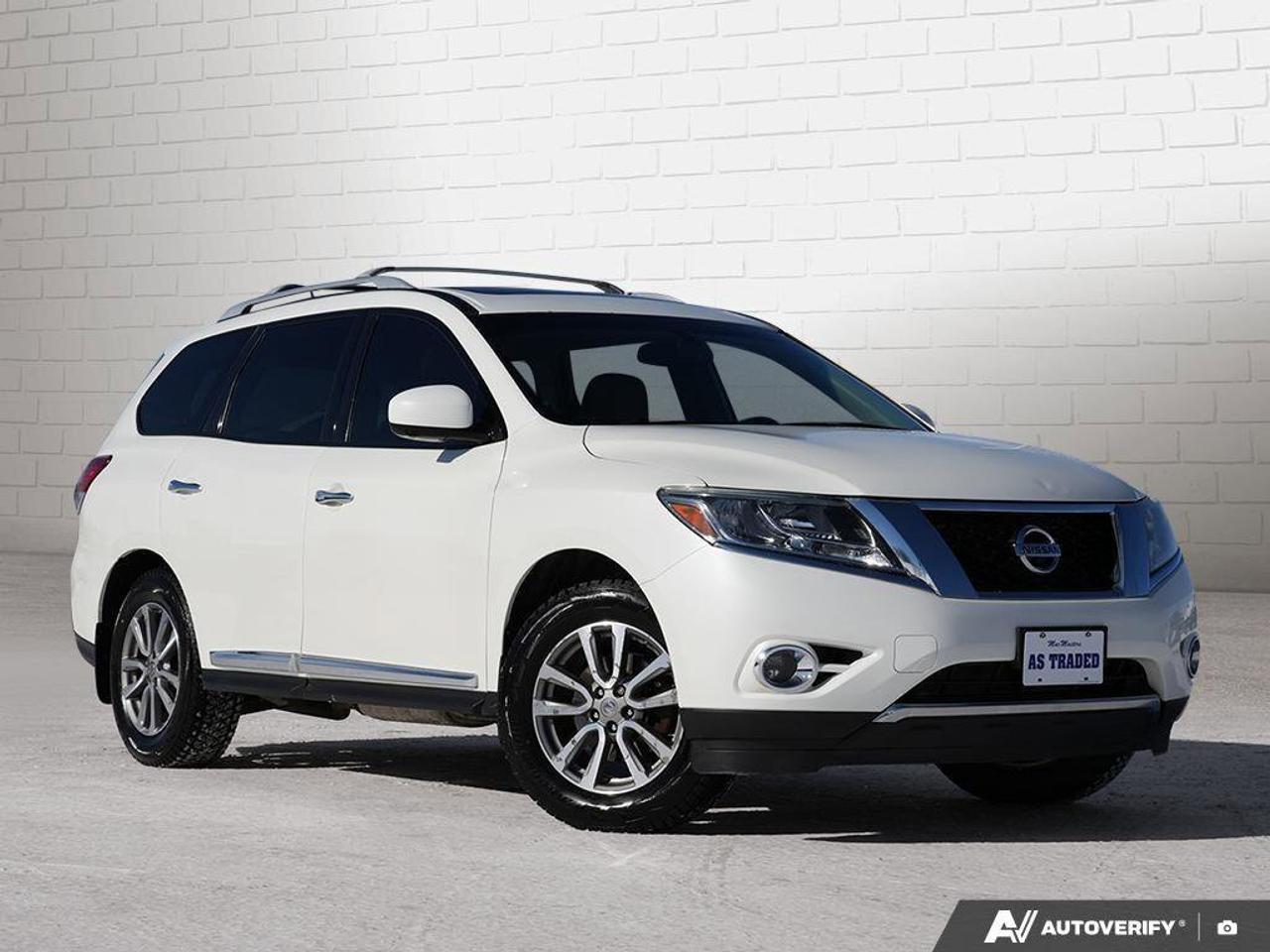 2016 Nissan Pathfinder SSL, 3.6L V6, LEATHER, ALLOYS, NAVIGATION, 7-PASSE Photo