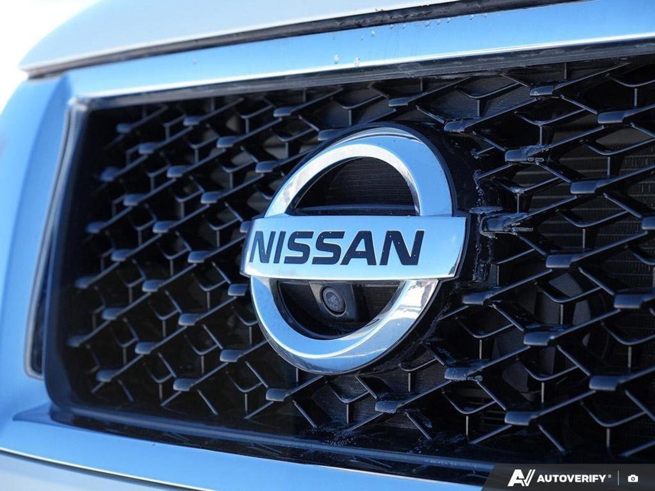 2016 Nissan Pathfinder SSL, 3.6L V6, LEATHER, ALLOYS, NAVIGATION, 7-PASSE Photo