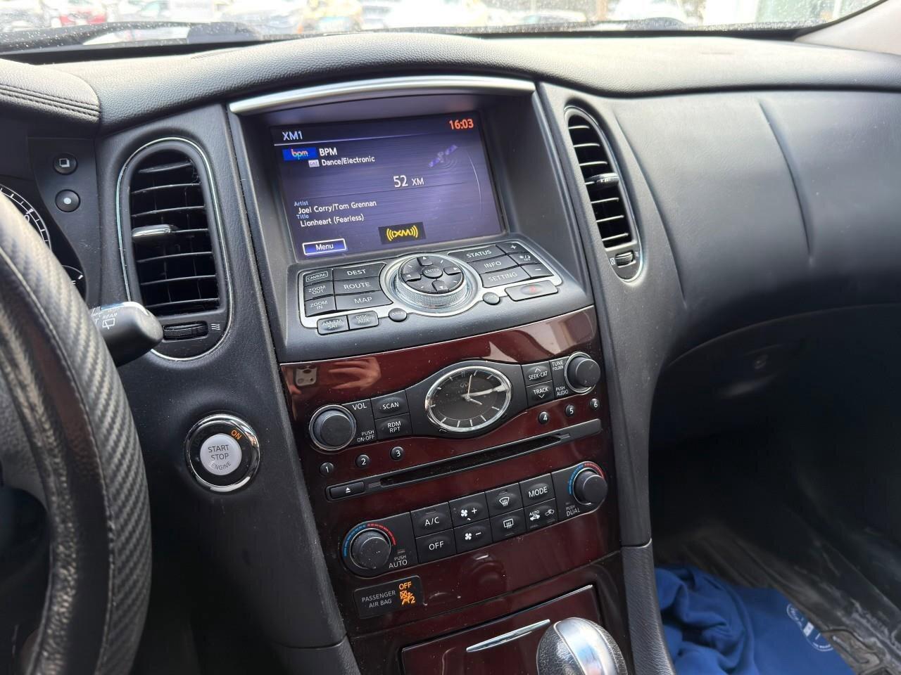 2017 Infiniti QX50 AWD 4DR Photo