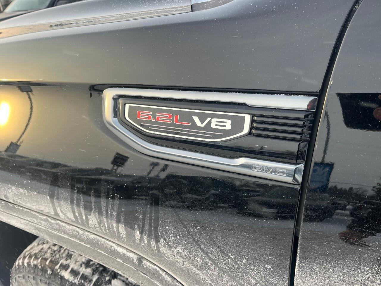 2025 GMC Sierra 1500 4WD Crew Cab 147  AT4 Photo