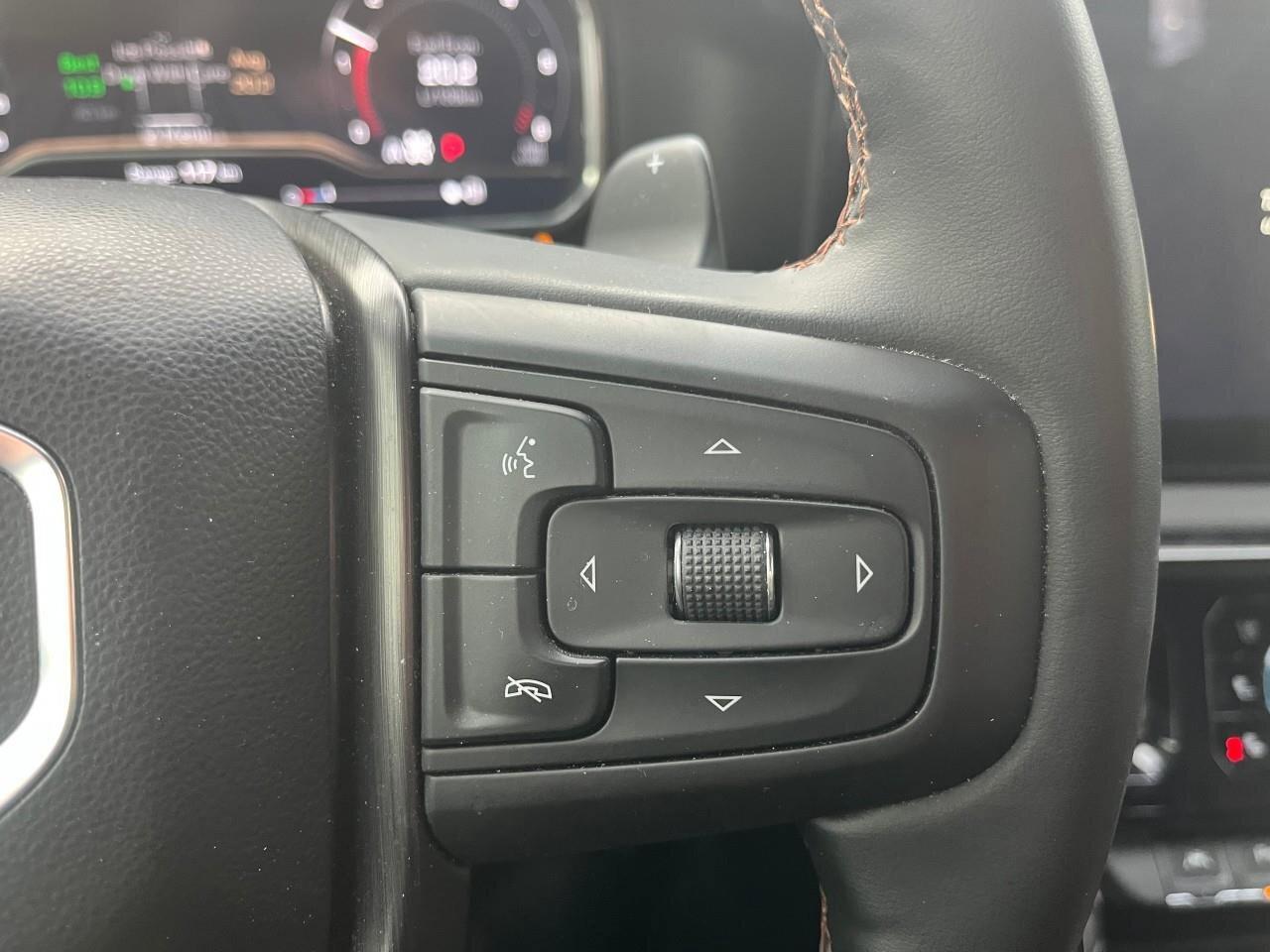 2025 GMC Sierra 1500 4WD Crew Cab 147  AT4 Photo