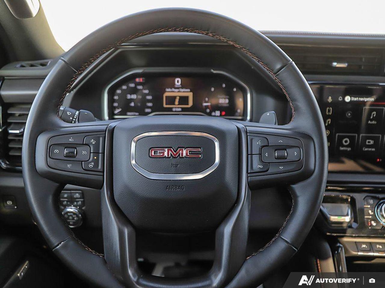 2025 GMC Sierra 1500 AT4AT4, 6.2L V8, ALLOYS, LEATHER, BOSE, 1-OWNER, C Photo