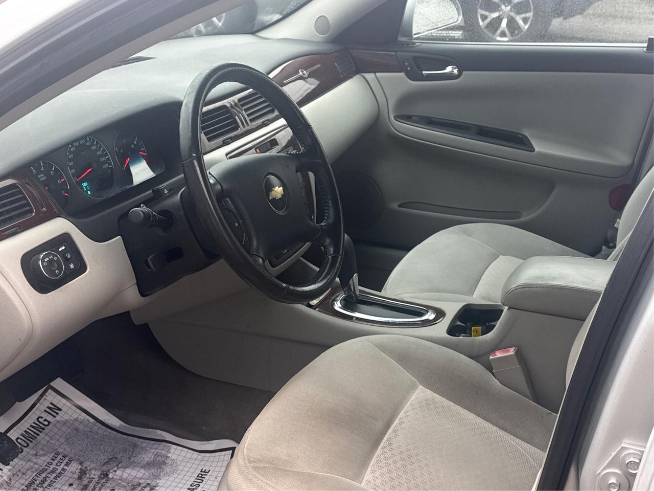 2010 Chevrolet Impala WE FINANCE ALL CREDIT! APPLY NOW Photo