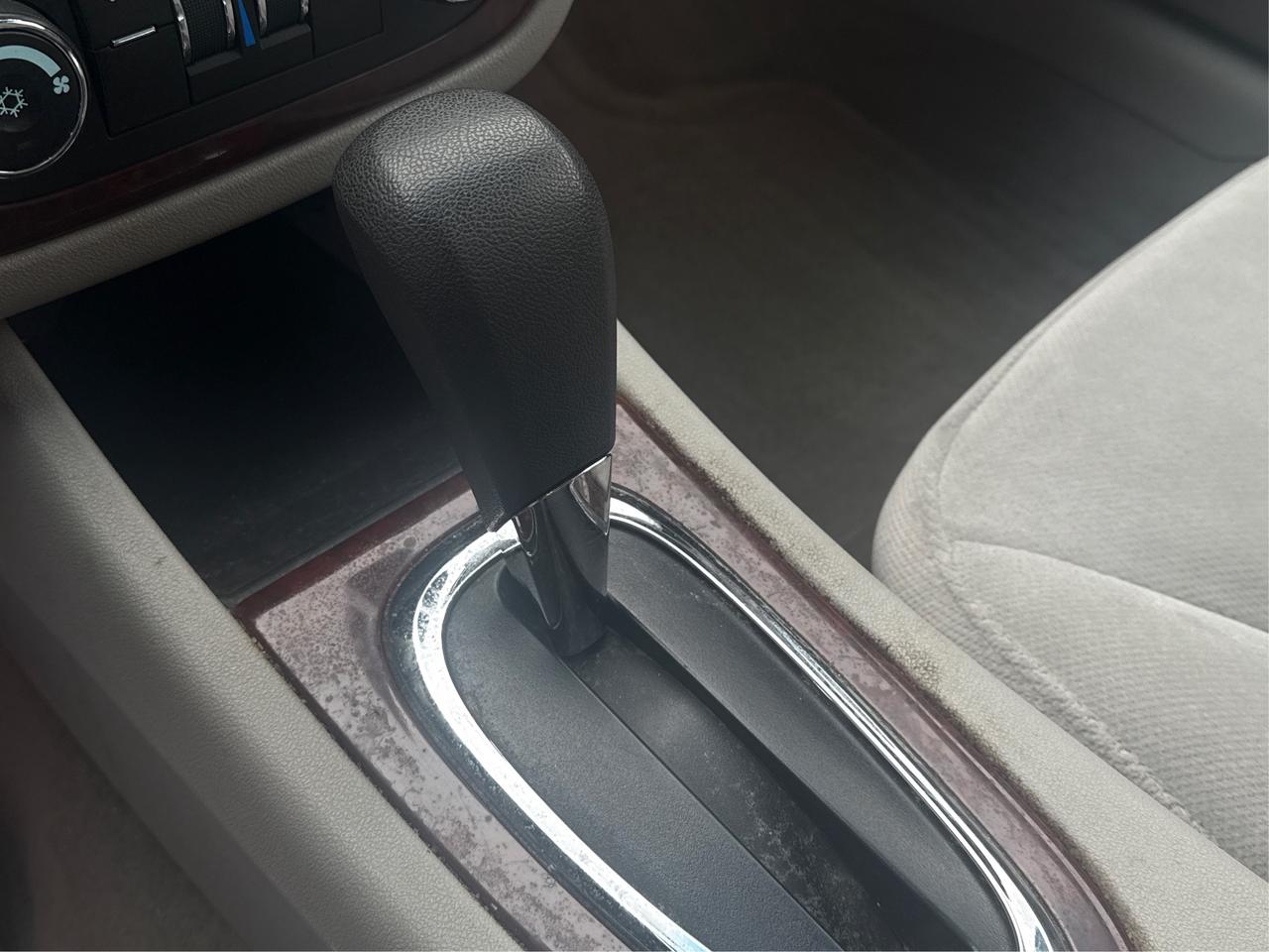 2010 Chevrolet Impala WE FINANCE ALL CREDIT! APPLY NOW Photo