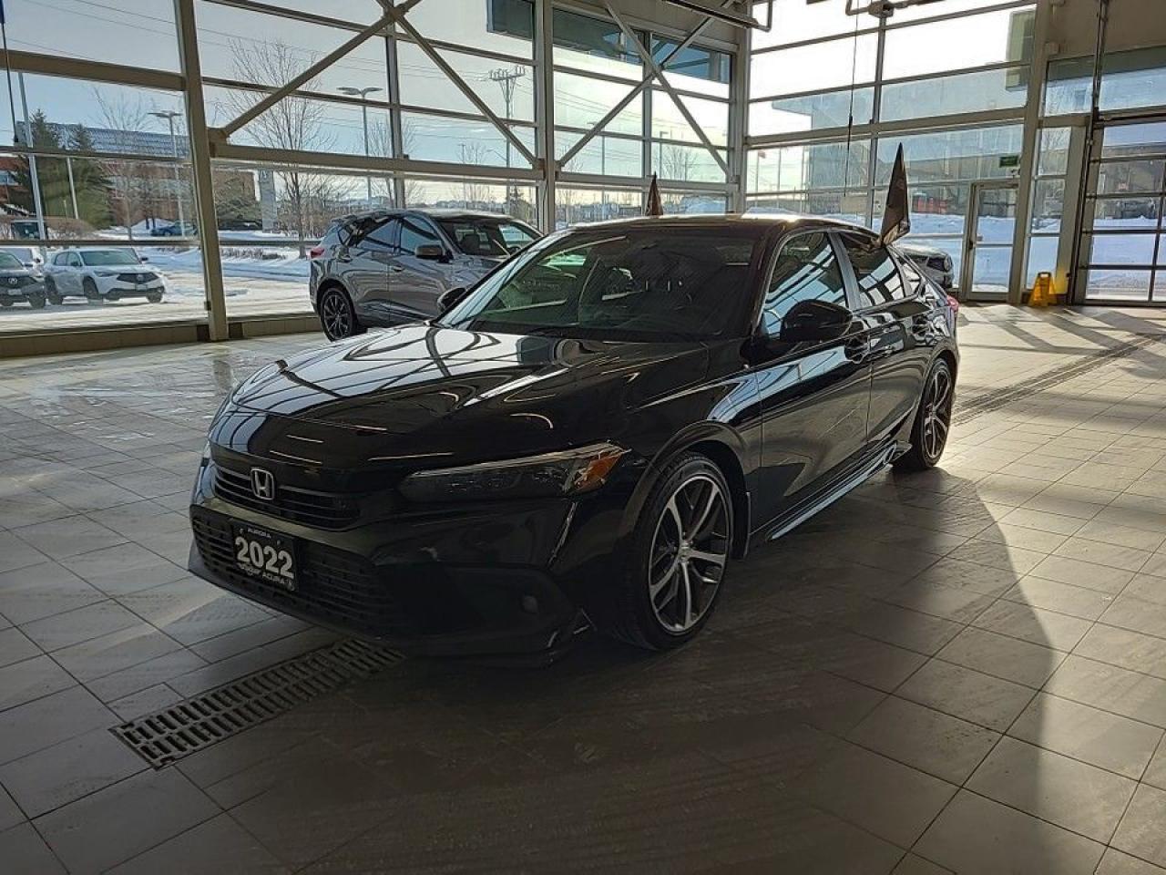 2022 Honda Civic Sedan Touring CVT Photo2