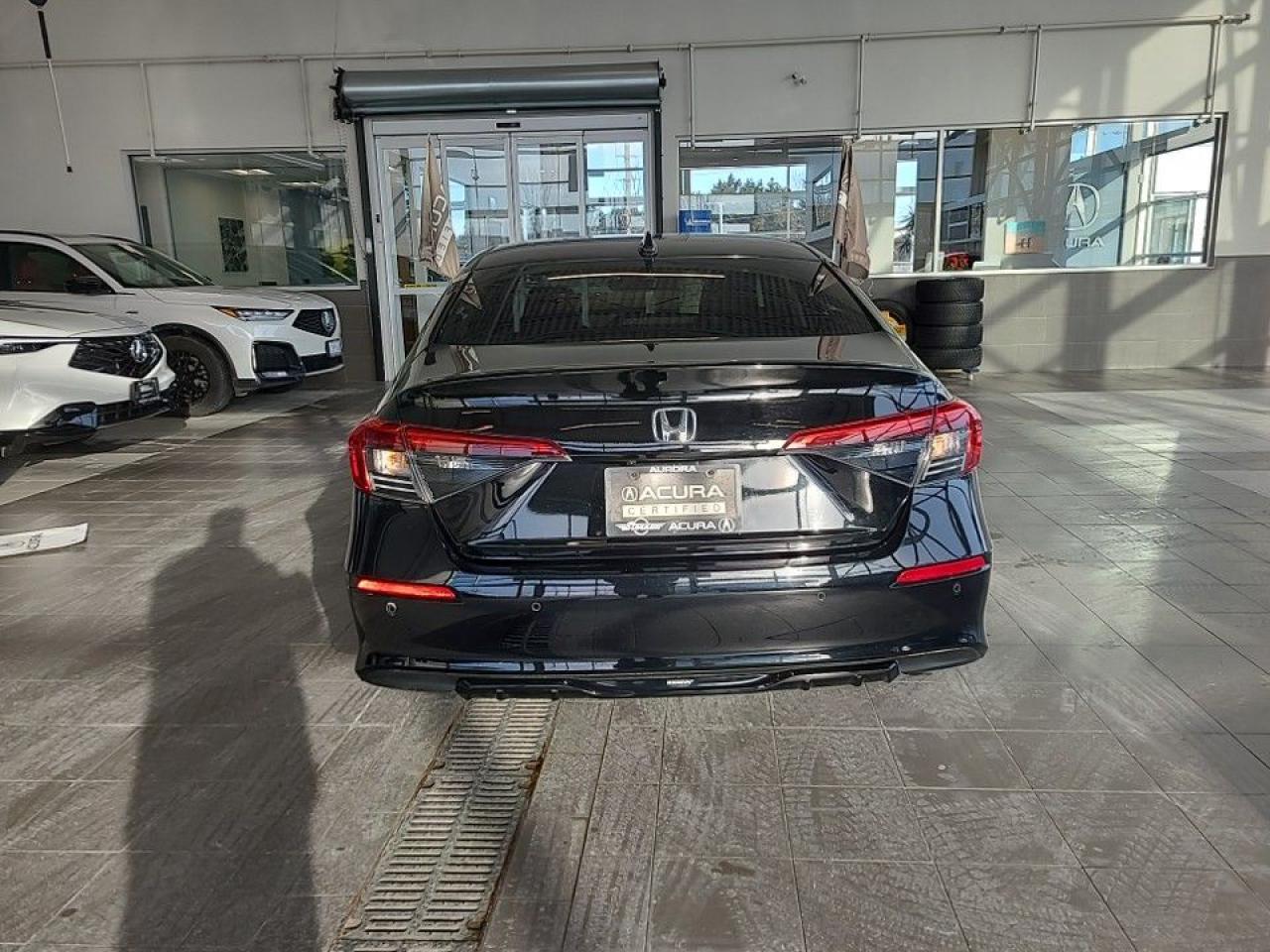 2022 Honda Civic Sedan Touring CVT Photo