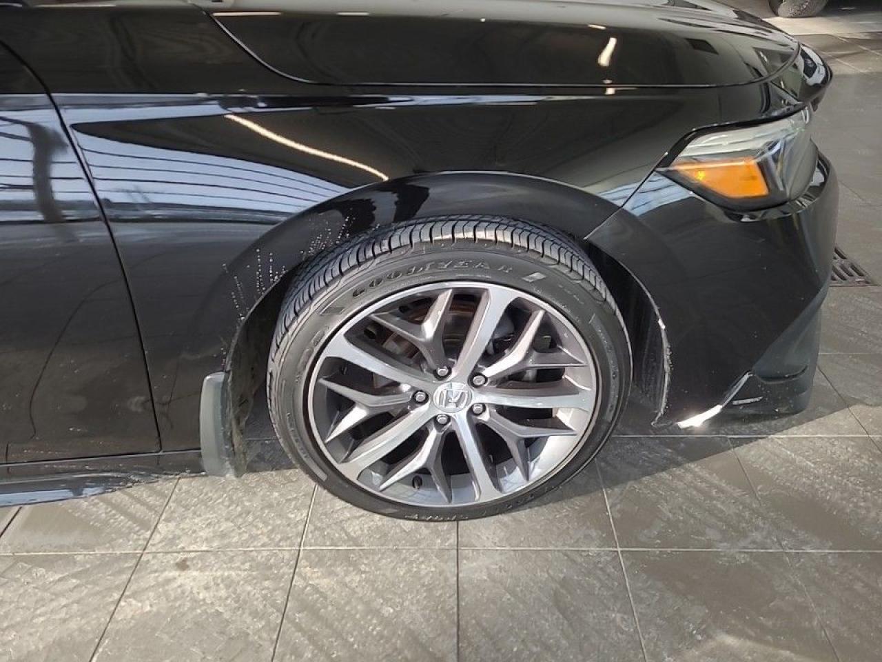 2022 Honda Civic Sedan Touring CVT Photo