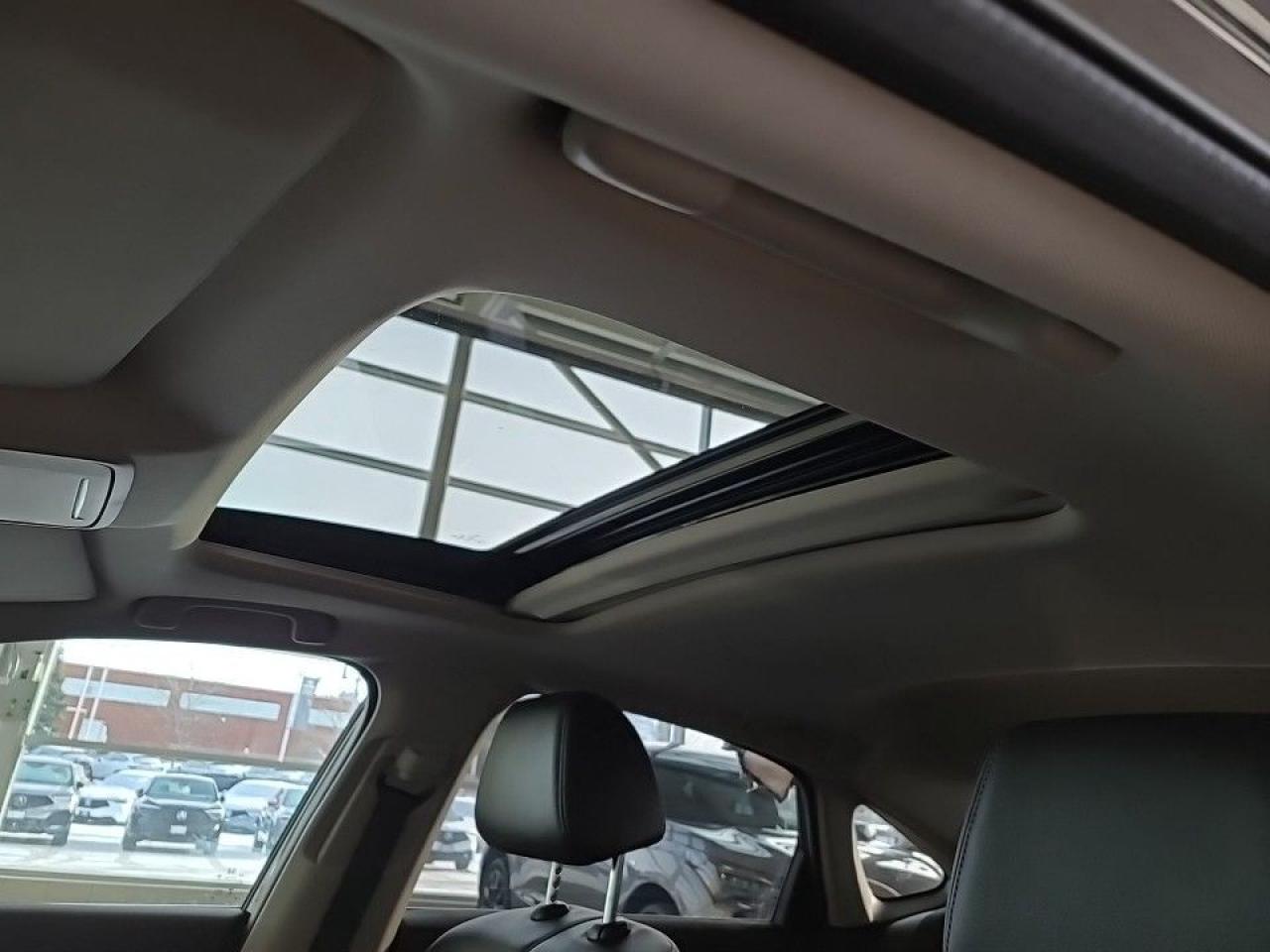 2022 Honda Civic Sedan Touring CVT Photo