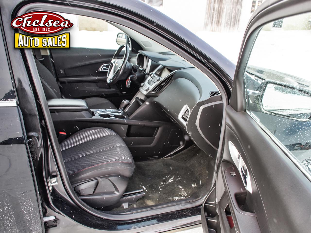 2017 Chevrolet Equinox LT AWD Photo