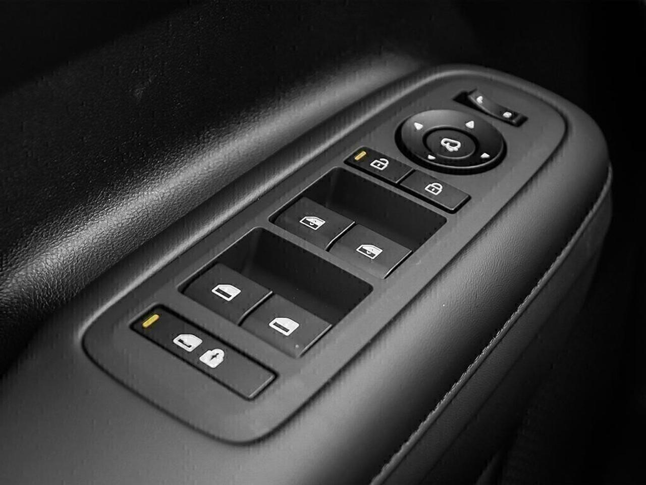 2025 Hyundai Santa Fe XRT AWD Photo