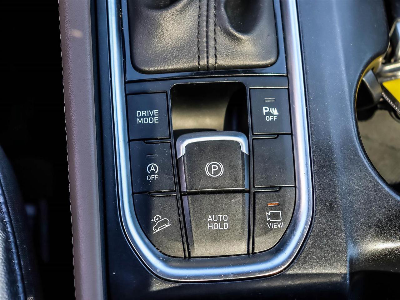 2020 Hyundai Santa Fe Ultimate Photo