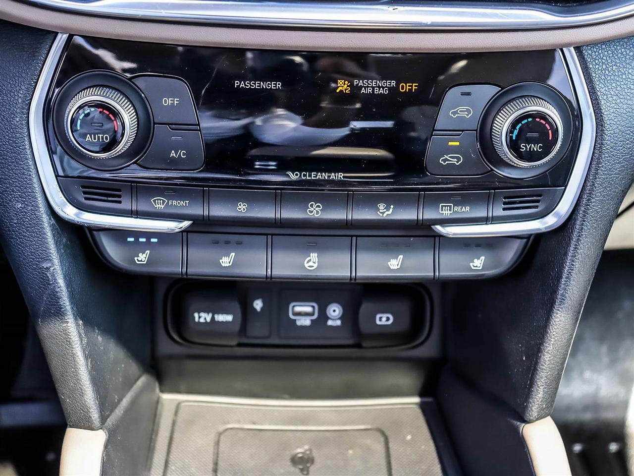 2020 Hyundai Santa Fe Ultimate Photo