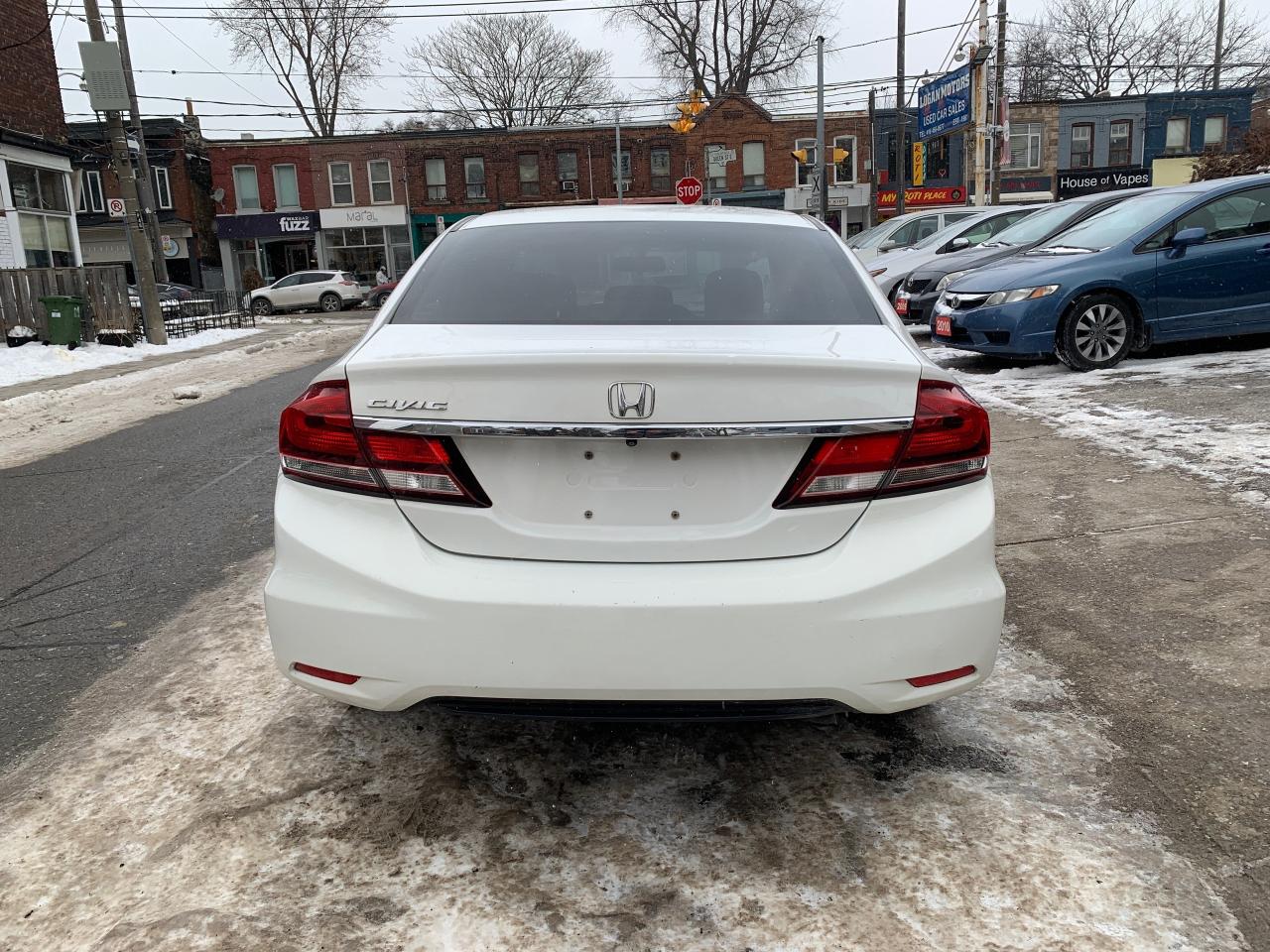 2013 Honda Civic 4dr Auto EX Photo