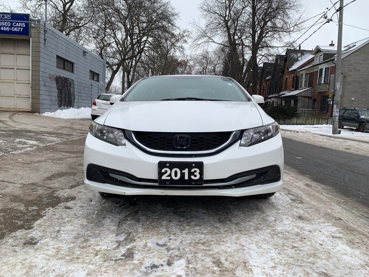 2013 Honda Civic 4dr Auto EX Photo