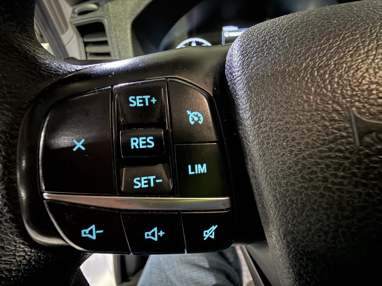 2024 Ford Transit Cargo Van T-250 148 EL   EXTRA LONG   CAMERA   HIGH ROOF   N Photo3