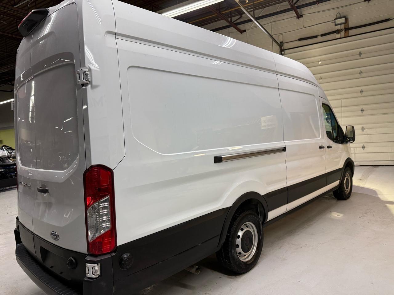 2024 Ford Transit Cargo Van T-250 148 EL   EXTRA LONG   CAMERA   HIGH ROOF   N Photo