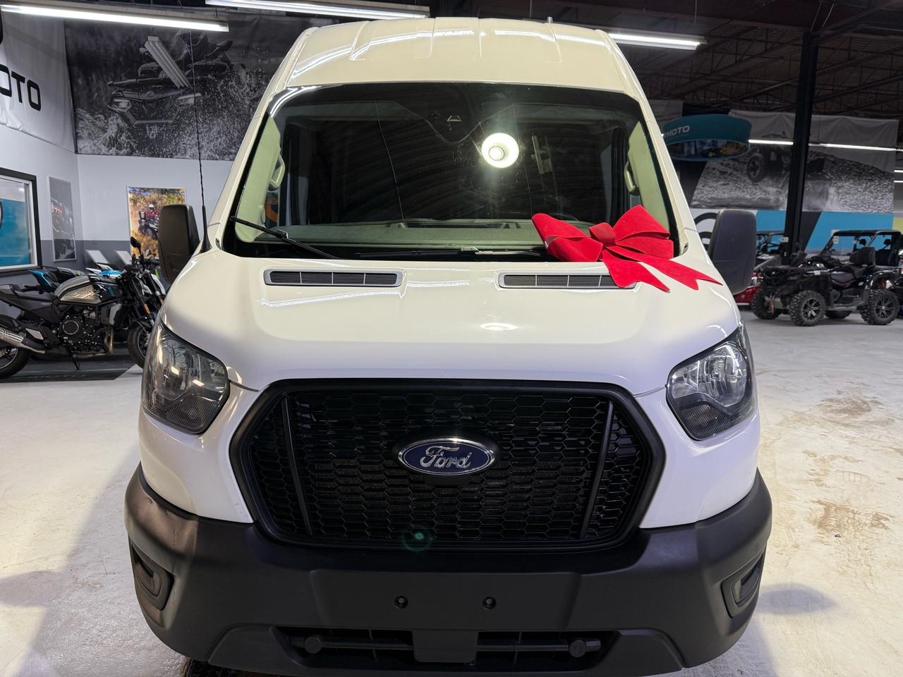 2024 Ford Transit Cargo Van T-250 148 EL   EXTRA LONG   CAMERA   HIGH ROOF   N Photo