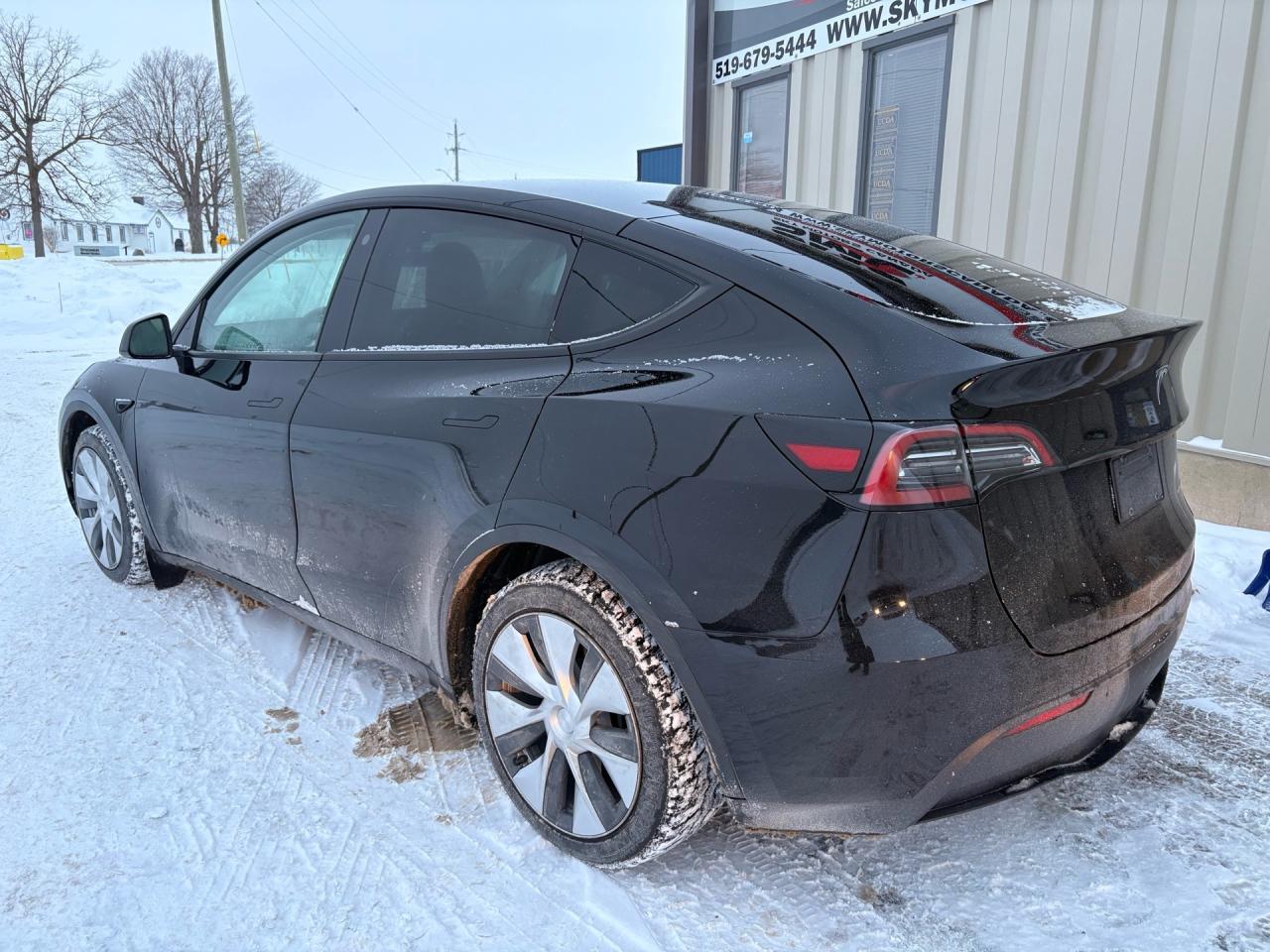 2022 Tesla Model Y Long Range AWD Photo
