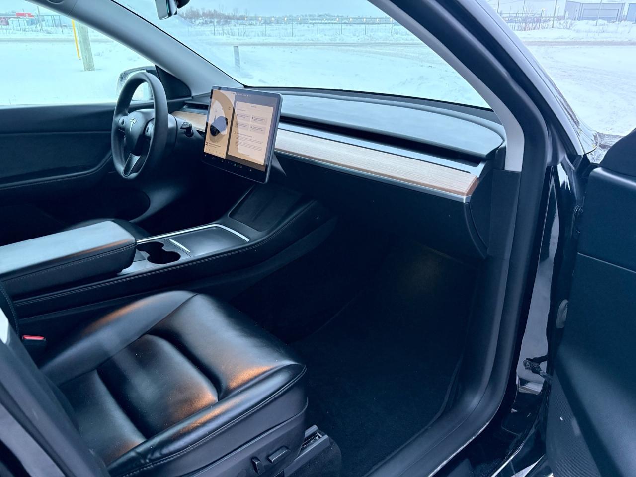 2022 Tesla Model Y Long Range AWD Photo