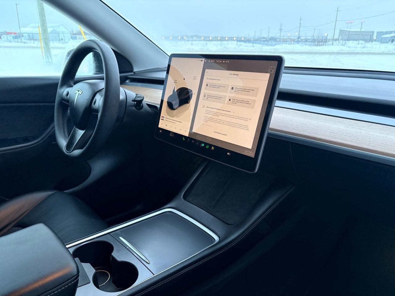 2022 Tesla Model Y Long Range AWD Photo