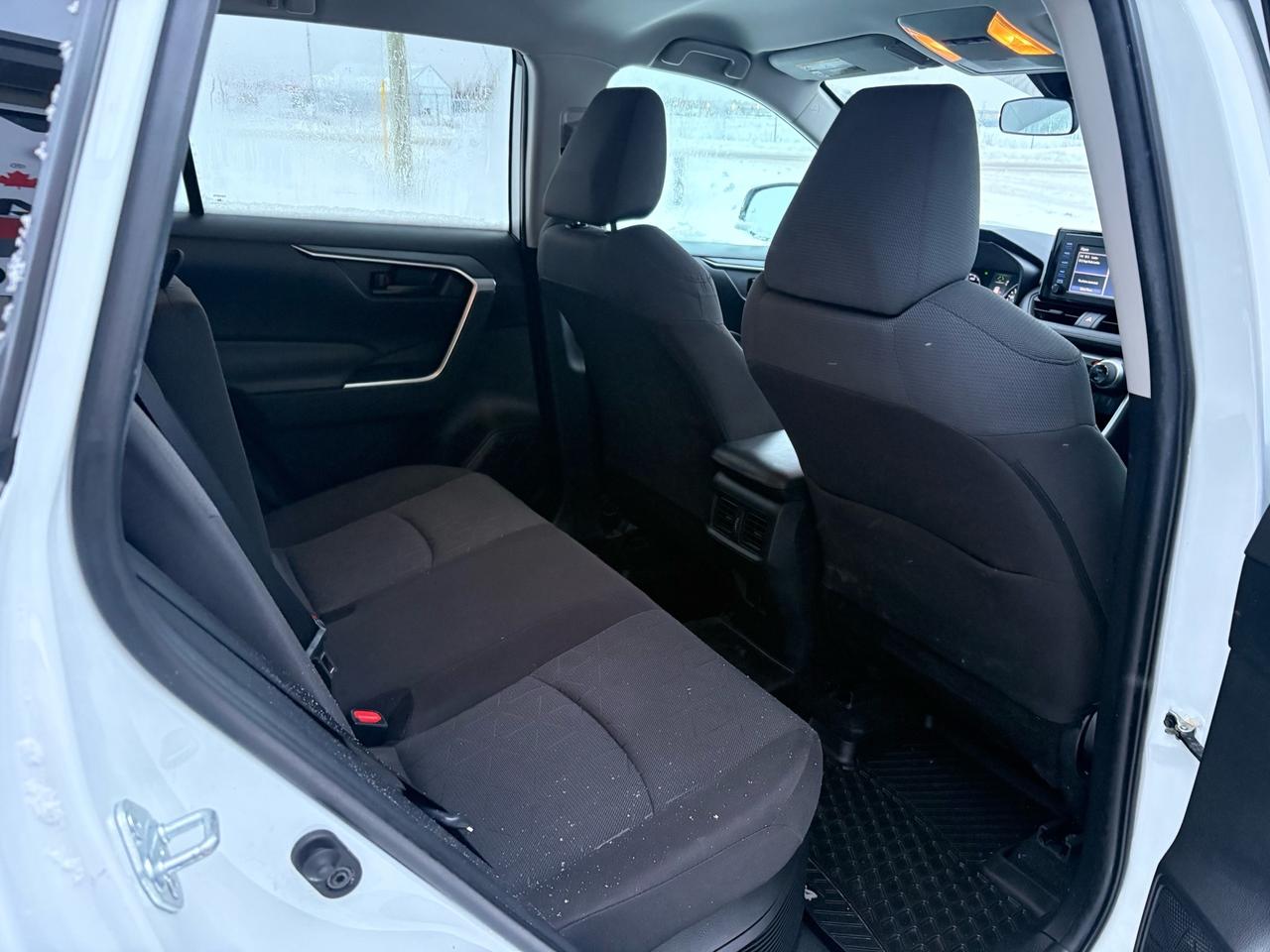 2021 Toyota RAV4 Hybrid LE AWD Photo