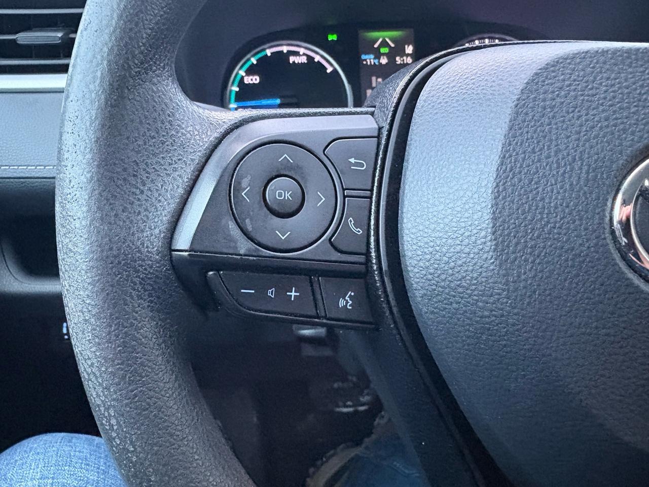 2021 Toyota RAV4 Hybrid LE AWD Photo