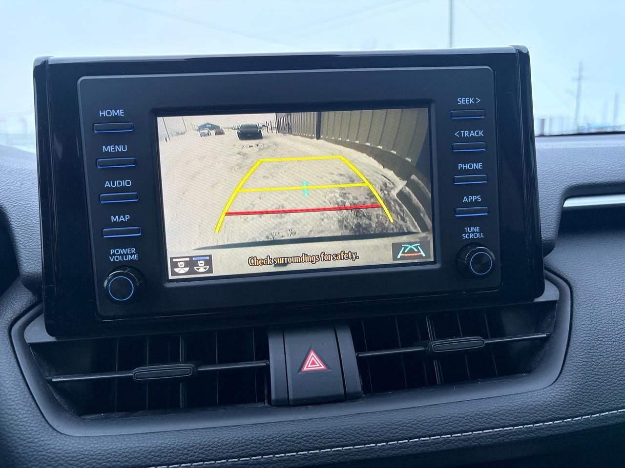 2021 Toyota RAV4 Hybrid LE AWD Photo