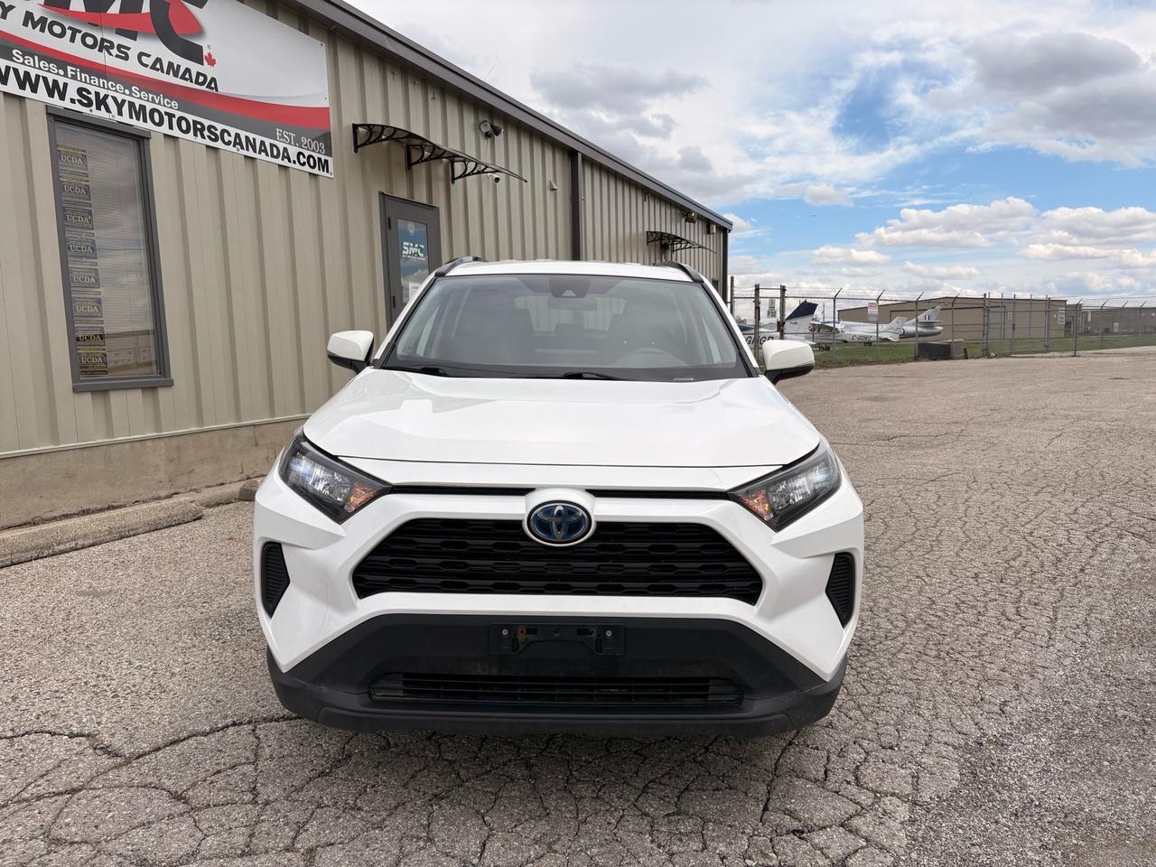2021 Toyota RAV4 Hybrid LE AWD Photo