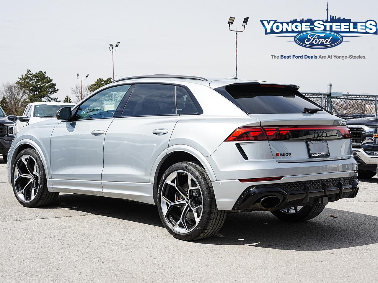 2025 Audi RS Q8 performance 4.0 TFSI quattro Photo