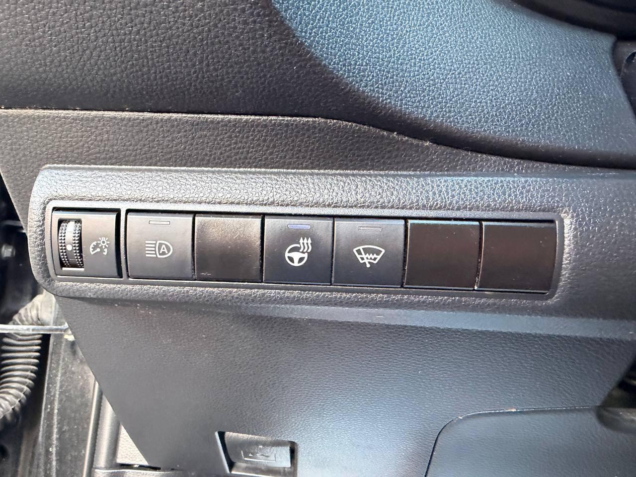 2022 Toyota Corolla LE UPGRADE PACKAGE, SUNROOF, ALLOY WHEELS Photo