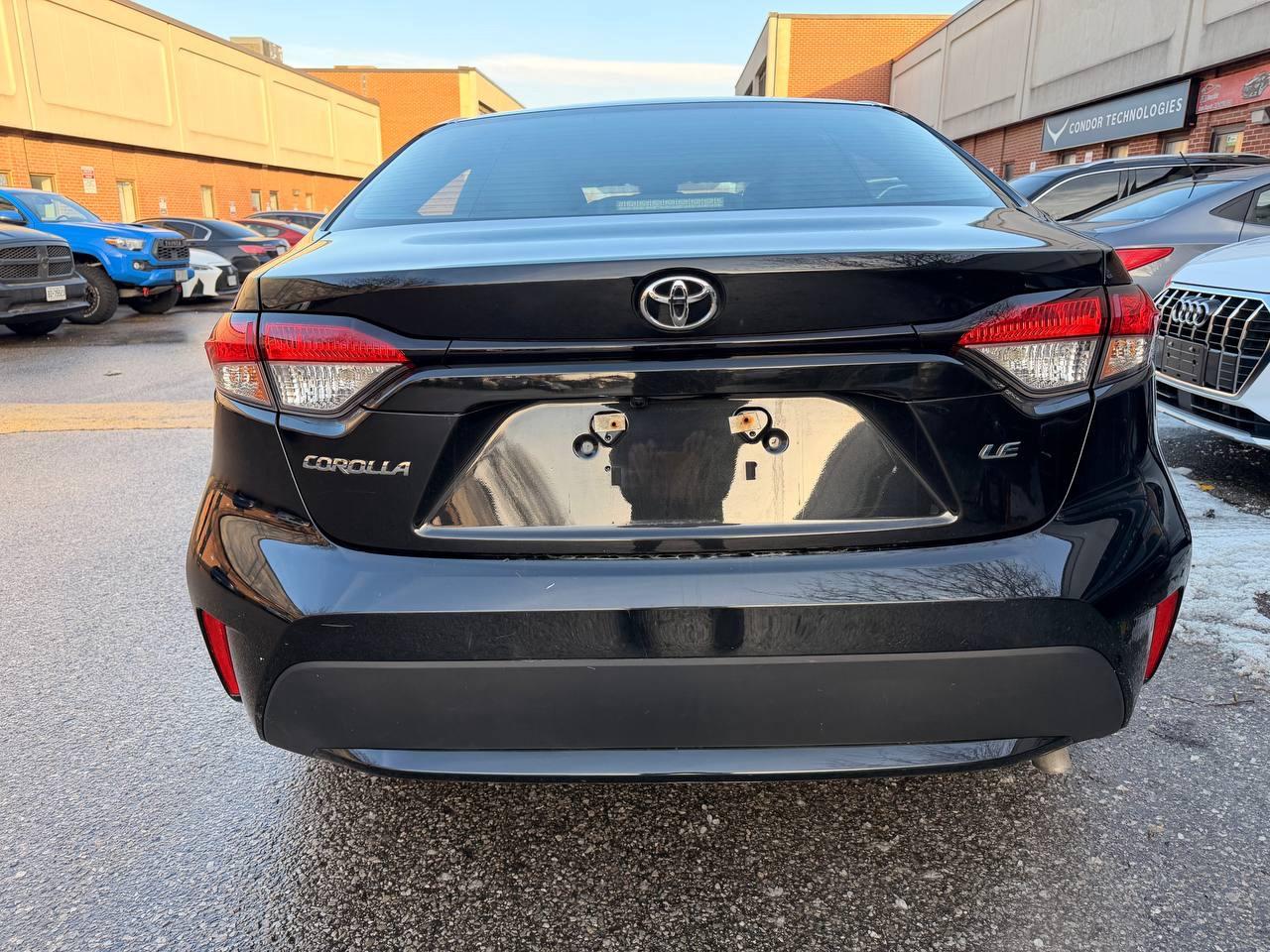 2022 Toyota Corolla LE UPGRADE PACKAGE, SUNROOF, ALLOY WHEELS Photo
