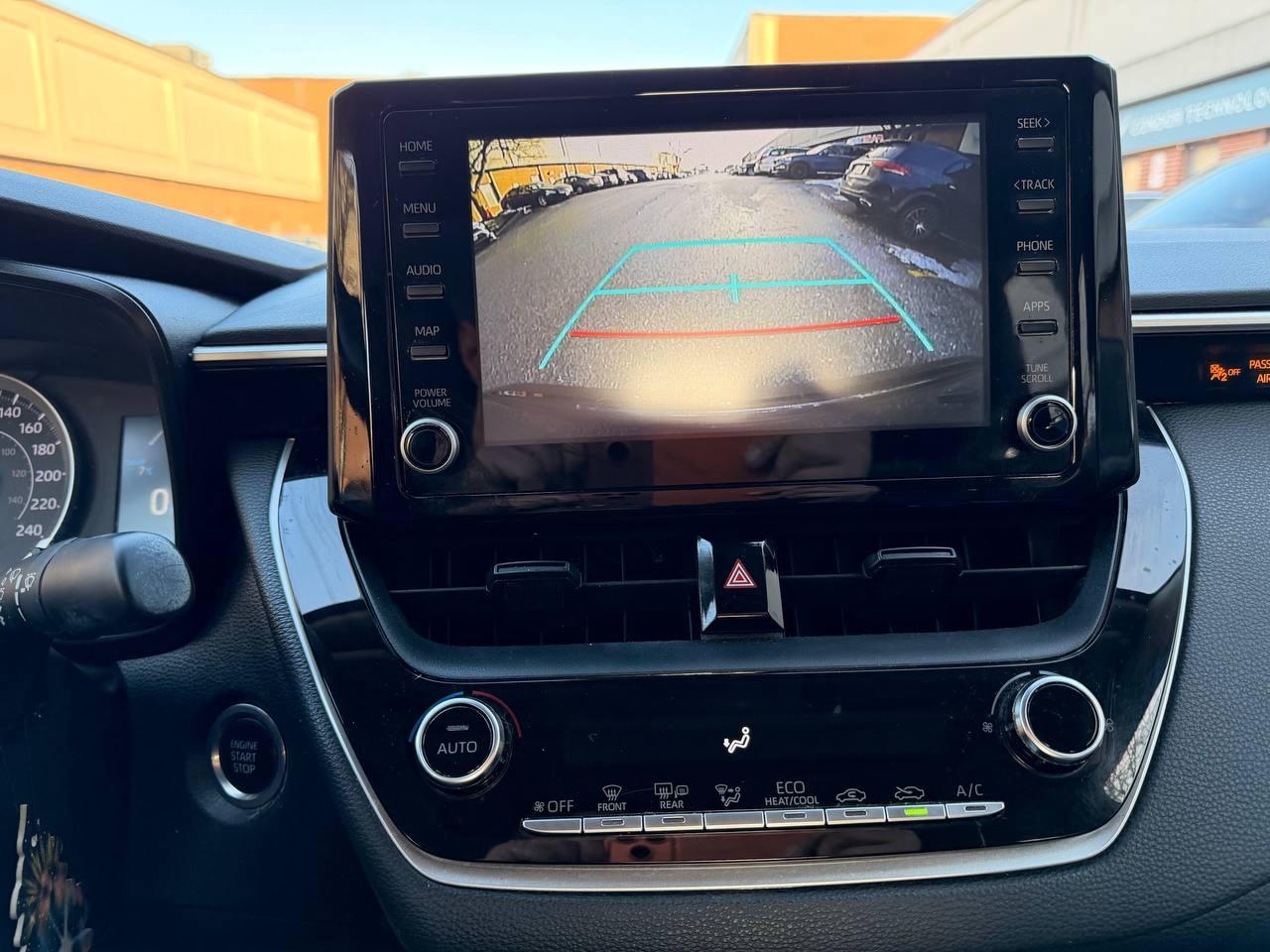 2022 Toyota Corolla LE UPGRADE PACKAGE, SUNROOF, ALLOY WHEELS Photo