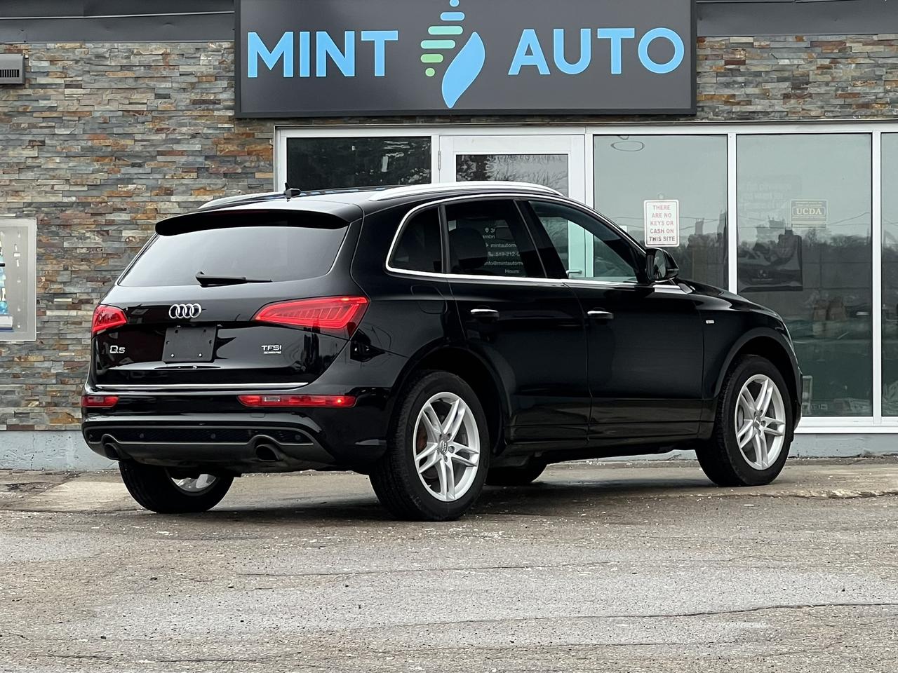 2016 Audi Q5 Technik 2.0T Quattro - Clean CarFax - Dealer Servi Photo